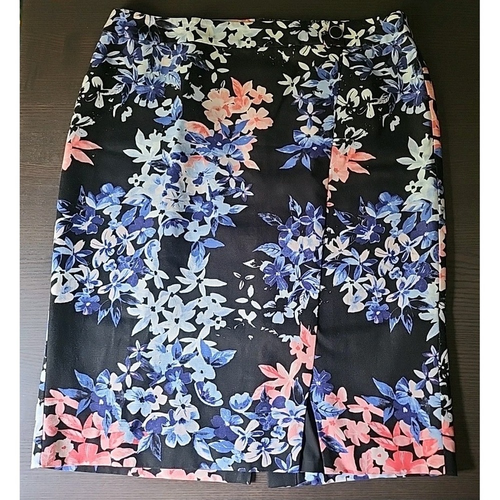 TALBOTS $119 Skirt Black Floral Print Size 12 Pencil Lined Cottagecore Business